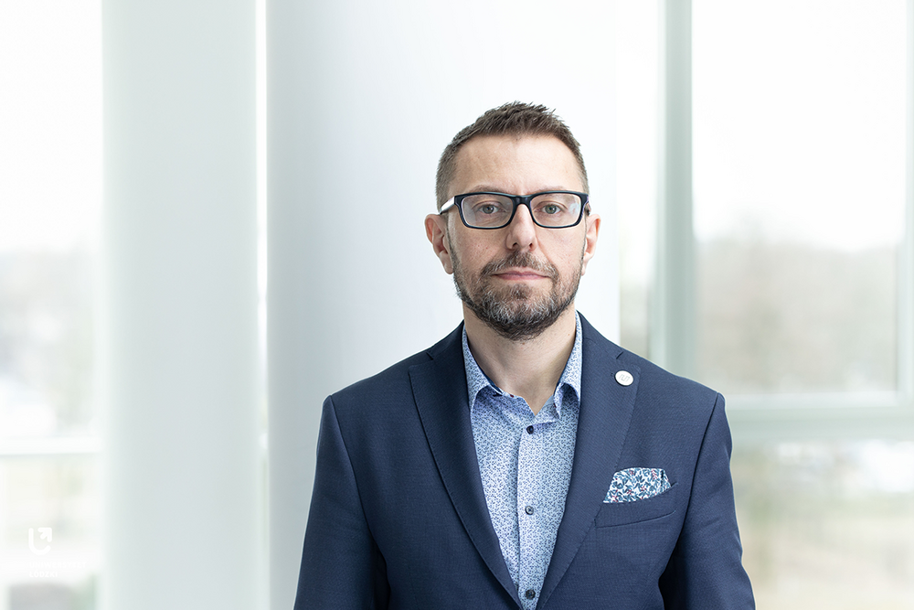 prof. Rafał Zarębski